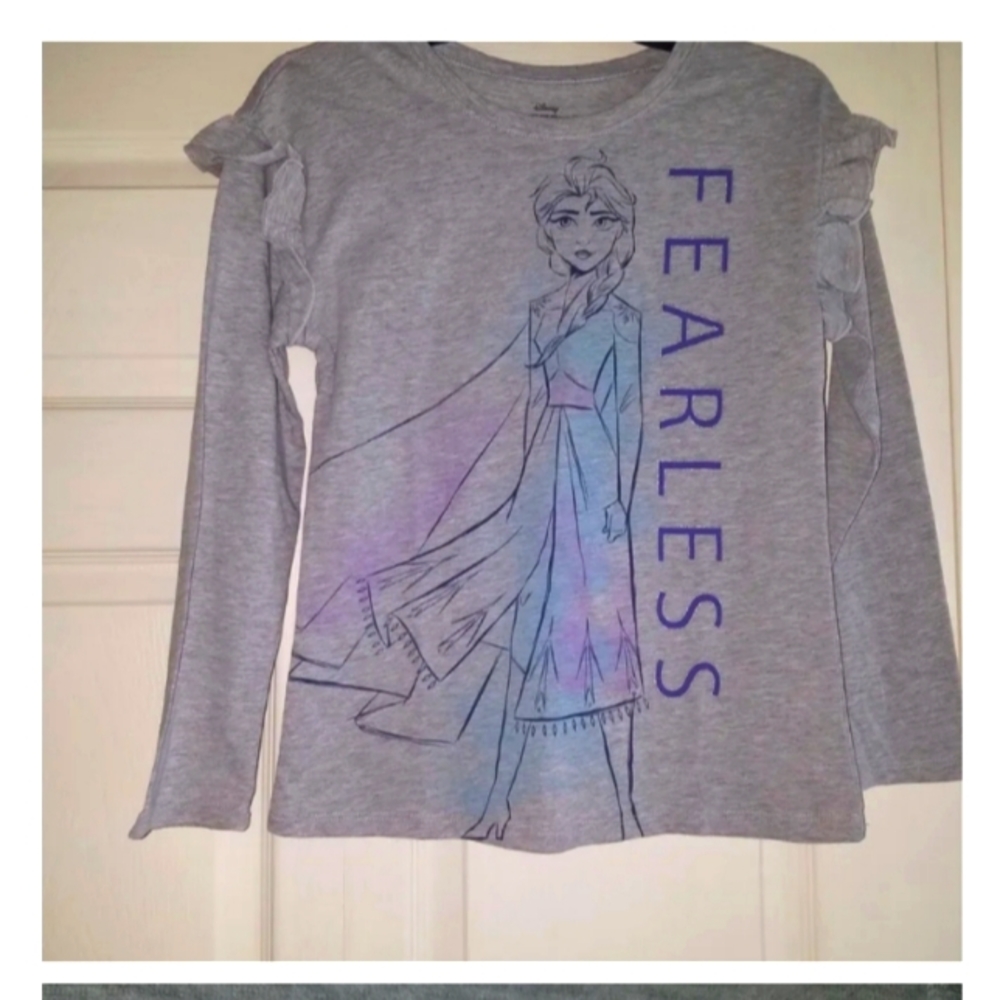 NWT Disney Frozen top